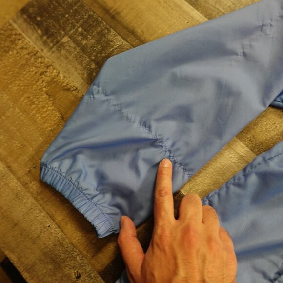 L.L.Bean Waterproof Nylon Rain Jacket Women’s XL Blue Lightweight Hooded - Picture 5 of 10